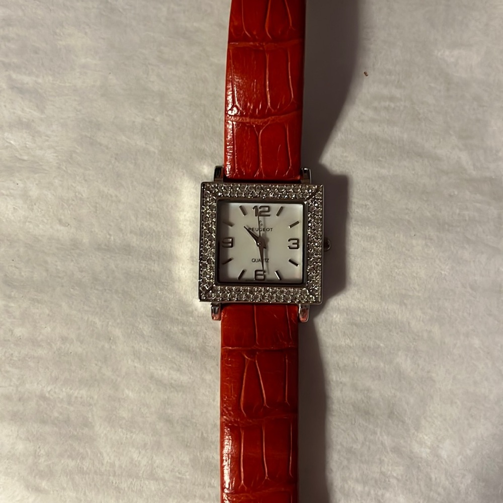 Peugeot watch